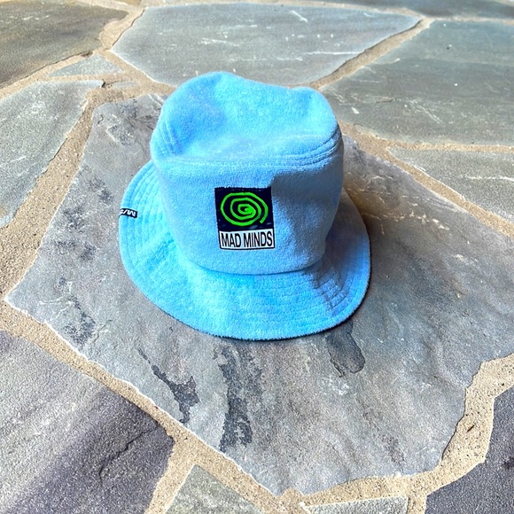 MISFITS BUCKET HAT-Mad Minds - Picture 4 of 5